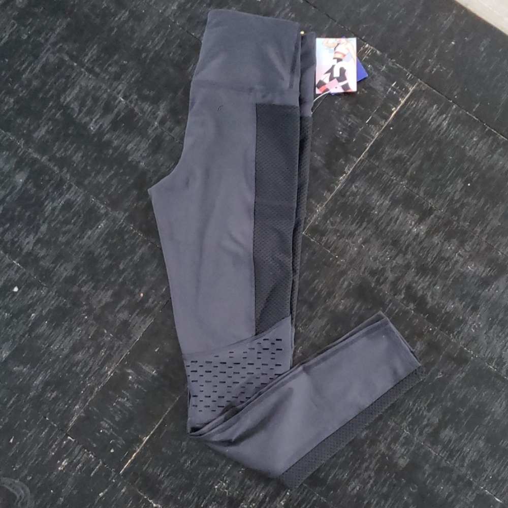 Brand New high waisted leggings